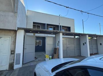 Departamento · 70m² · 3 Ambientes · 1 Cochera · Duplex, 2 Dorm. con Placares 2 Baños, cochera Privad