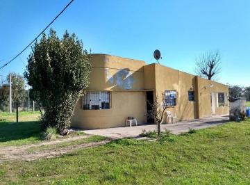 Casa · 110m² · 4 Ambientes · 2 Cocheras · Casa en Fincas de Don Guido, 139 y 511, Casa Originaria del