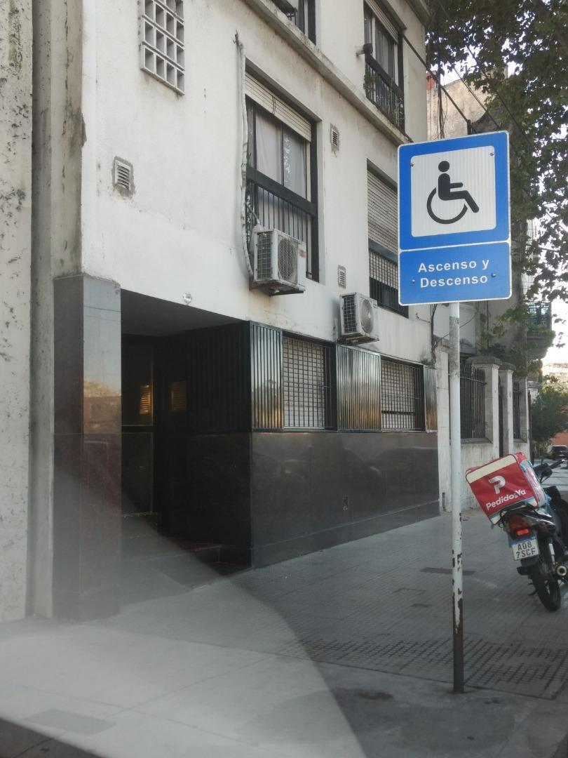 Diaz Velez 3400