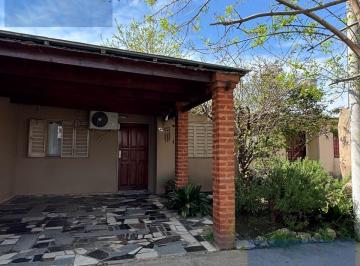 Casa · 50m² · 4 Ambientes · 1 Cochera · Casa en Saladillo