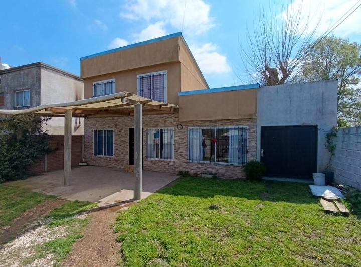 Casa · 440m² · 6 Ambientes