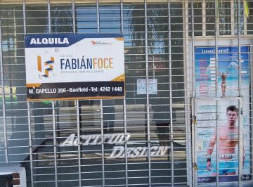 Local comercial , Lomas de Zamora · Local en Excelente Zona Comercial