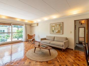 Departamento · 101m² · 4 Ambientes · 1 Cochera · Departamento en Venta 4 Ambientes en Belgrano con Espacioguardacoche y Baulera!