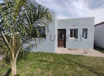 Casa · 60m² · 1 Dormitorio · Casa en Venta Parque Sicardi, Calle 19 Bis E/ 666 y 667
