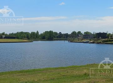 Terreno · 1094m² · Terreno Al Río con Amplias Vistas en Naudir Delta. Financiación Directa.