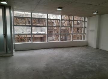 Oficina comercial · 46m² · Con Renta! Oficina en Venta. Excelente Ubicación! Fitz Roy 2074.todo El Frente Vidriado. Muy Luminosa