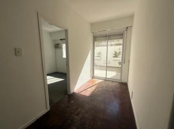 Departamento de 3 ambientes, Recoleta · Santa Fe y Uriburu. Muy Luminoso Contrafrente con Patio, 3 Ambientes Para Reciclar