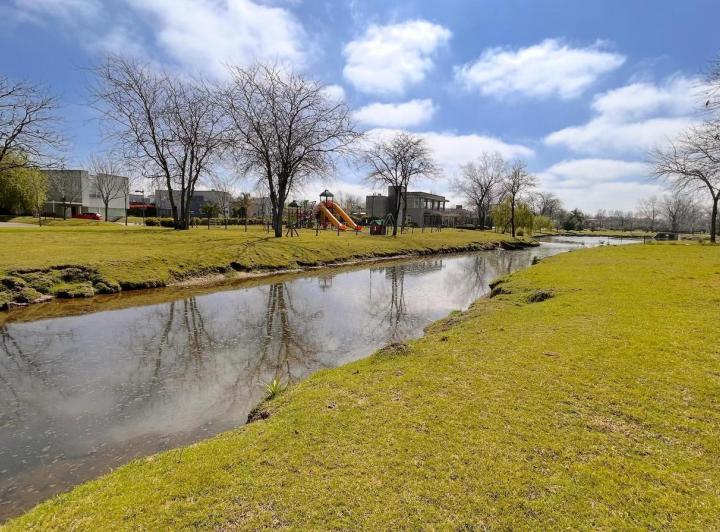 Terreno · 799m²