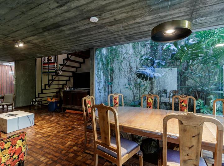 Casa · 132m² · 5 Ambientes · 2 Cocheras