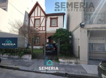 Casa · 145m² · 5 Ambientes · 2 Cocheras · Venta Casa 5 Ambientes con Garage Villa Urquiza