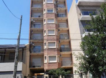 Departamento de 1 ambiente, Morón · Visitalo! Mono Al Frente C/balcón y Cocina Separada.