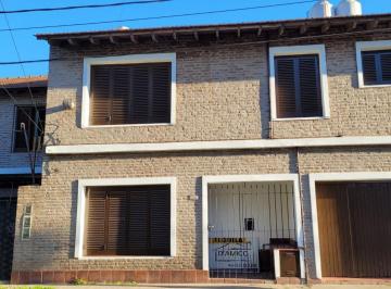 Departamento · 110m² · 4 Ambientes · 1 Cochera · Duplex 4 Ambientes con Cochera en Castelar Norte