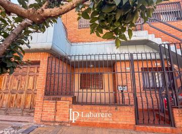 PH · 110m² · 3 Ambientes · 2 Cocheras · PH en Lomas del Mirador
