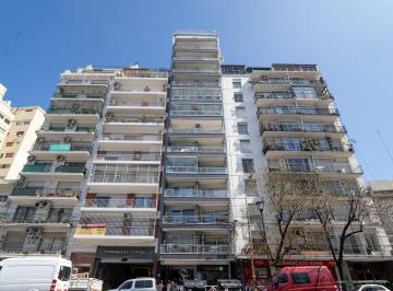 Departamento · 80m² · 3 Ambientes · Departamento 3 Ambientes en Venta en Av Montes de Oca Al 400 Barracas Caba