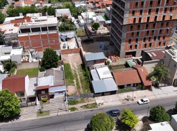 Terreno · 333m² · Terreno en Venta de 333 m² Totales. Ubicado en Pleno Centro Campana