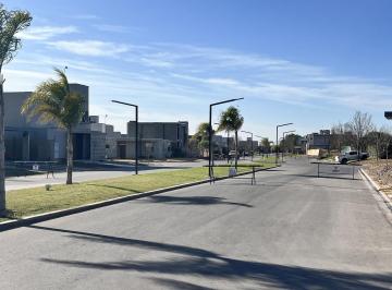Terreno · 336m² · Terreno en Esquina en Lomas de Russell – Servicios Completos y Ubicación Central