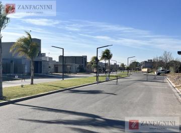 Terreno · 336m² · Terreno en Esquina en Lomas de Russell – Servicios Completos y Ubicación Central