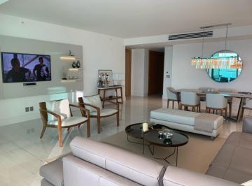 Departamento · 190m² · 5 Ambientes · 2 Cocheras · Departamento en Fendi.