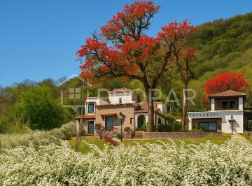 Casa de 7 ambientes, San Lorenzo · Propar Inmobiliaria Vende Casa en Barrio Privado Buena Vista San Lorenzo