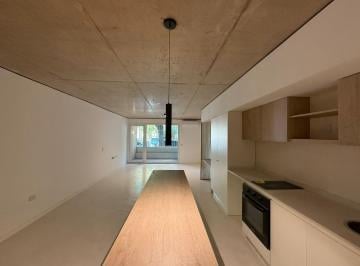Departamento · 42m² · Venta de Amplio Monoambiente con Patio y Parrilla, Saavedra