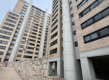 Departamento · 108m² · 4 Ambientes · 1 Cochera · Semipiso Frente Al Golf de Playa Grande