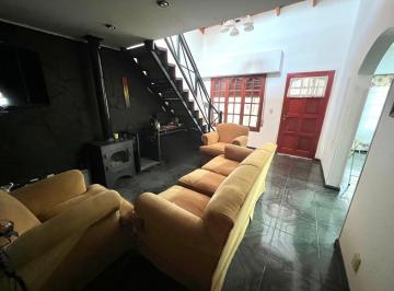 Casa de 4 ambientes, Chascomús · Casa Sobre Calle Obligado (Barrio "Comipini")