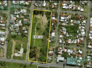 Terreno , Hurlingham · Fracción de 60 X165 m. 9800 m²