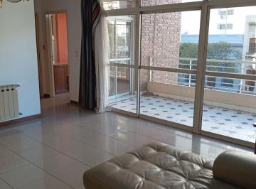 Departamento de 6 ambientes, Bahía Blanca · Vendemos Piso - Colon 275