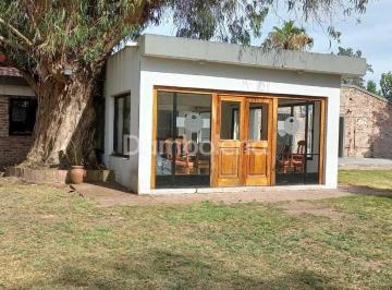 Quinta vacacional · 120m² · 4 Ambientes · Casa Quinta en Venta en Francisco Álvarez, Moreno