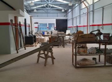 Bodega-Galpón , General San Martín · Galpon 300 m² a Estrenar con Fm