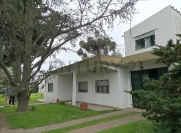 Casa · 104m² · 3 Dormitorios · 1 Cochera · Casa en Venta Bosques, Florencio Varela