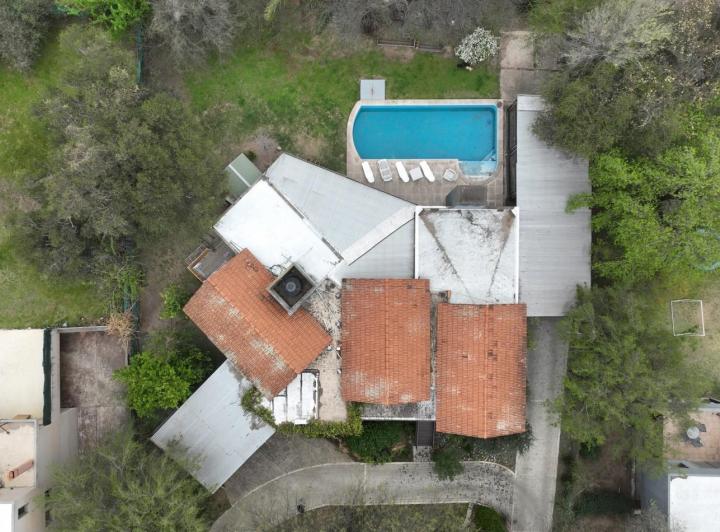 Casa · 390m² · 10 Ambientes · 5 Cocheras