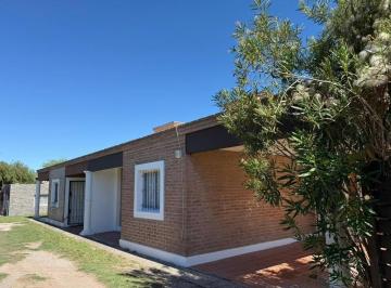 Casa · 120m² · 3 Ambientes · 1 Cochera · Venta Casa 3 Dorm. - Villa Rivera Indarte, Cordoba
