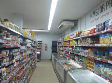 Local comercial , Almirante Brown · Local en Venta | Guatambu 204, Alte. Brown, Buenos Aires | 522 m²