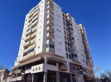 Departamento · 62m² · 4 Ambientes · 1 Cochera · Departamento en Venta en El Edificio Jockey Club - Apto Crédito