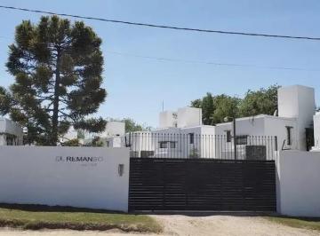 Casa de 3 ambientes, Villa Allende · Se Alquila Casa 3 Habitaciones en "El Remanso"