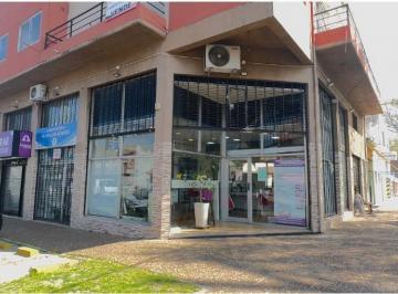 Local comercial · 588m² · Locales y Deptos en Block con Renta