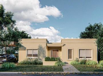 Casa · 135m² · 5 Ambientes · 2 Cocheras · Casa a Estrenar en Venta Una Planta Santa Emilia