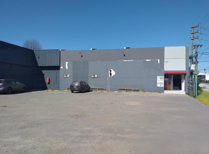 Local comercial · 1206m² · 10 Cocheras
