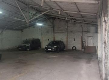 Garage · 211m² · Lote Estratégico en Alto Alberdi