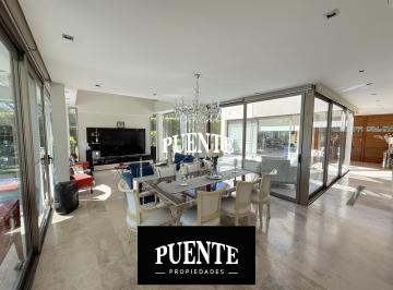 Casa · 300m² · 7 Ambientes · 2 Cocheras · Casa en Venta en Saint Thomas Este - Canning