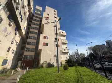 Departamento · 60m² · 3 Dormitorios · Venta Depto 4 Amb con Balcon. Chilavert 6800. Villa Lugano. Caba.