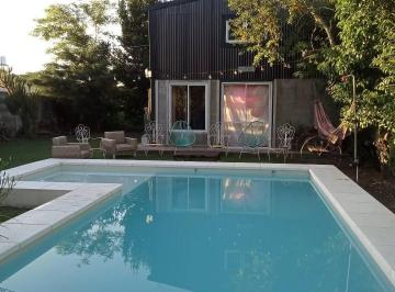 Casa de 3 ambientes, Chacabuco · Venta de Casa en Castilla - Pcia de Buenos Aires - Se Permuta en Parte de Pago por Vehículo.