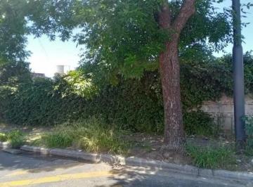 Terreno · 370m² · Terreno Lote en Venta en Boulogne Sur Mer, San Isidro, G. B. a. Zona Norte