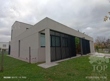 Casa · 150ha · 5 Ambientes · 2 Cocheras · Casa en Venta Ubicado en El Cantón, Escobar, G. B. a. Zona Norte