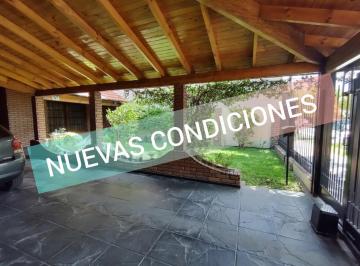 Casa · 252m² · 5 Ambientes · 2 Cocheras · Chalet en Venta 4 Dorm. Garage Patio Impecable!
