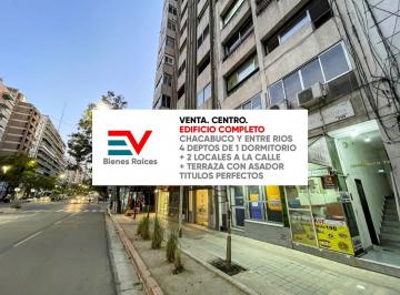 Depósito · 383m² · 15 Ambientes · Venta. Edificio Completo. Centro, Sobre Bvd Chacabuco! Dos Locales + 4 Deptos 1 Dorm + Terraza con a