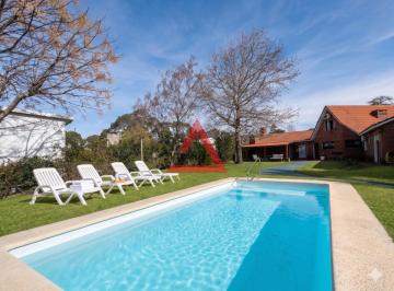 Foto1 · Casa 3 Dorm. en Venta con Piscina y Jardín en Barrio Marly, Punta del Este