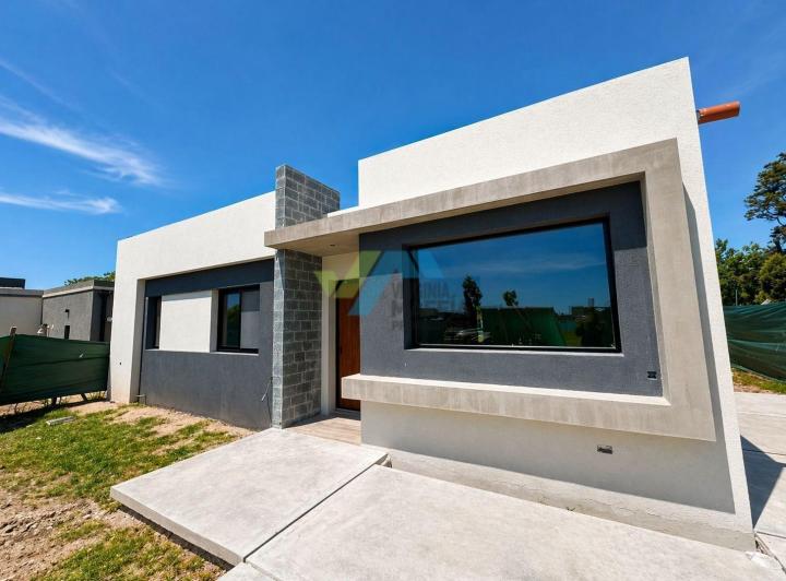 Casa · 130m² · 5 Ambientes · 1 Cochera
