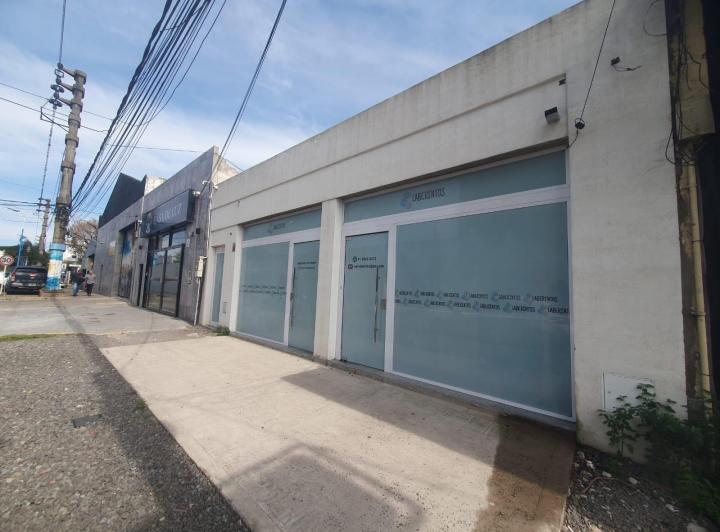Local comercial · 106m²